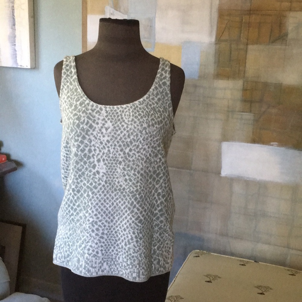 Joan Vass Au Courant Animal Print Knit Top NWOT - Picture 3 of 5